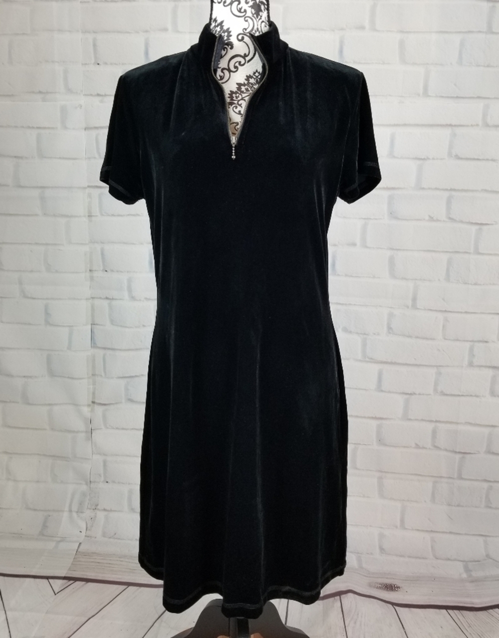 Banana Republic sz L stretch short sleeve dress